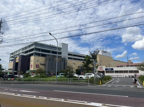 【名古屋市千種区茶屋が坂のマンションのスーパー】