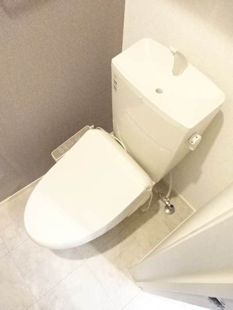 【インスラ　トウガネ　Ａのトイレ】