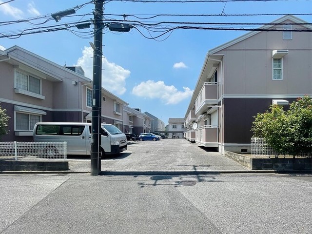 【ウィステリアおゆみ野　Ｂの駐車場】