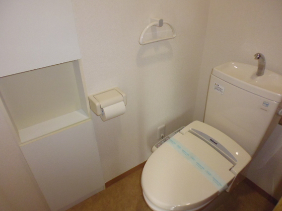 トイレ　※別室の写真を使用しております※