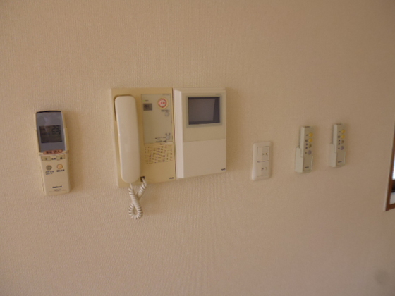 セキュリティ　※別室の写真を使用しております※