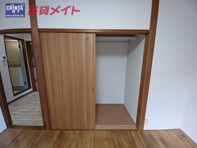 【伊勢市小俣町本町のアパートの収納】