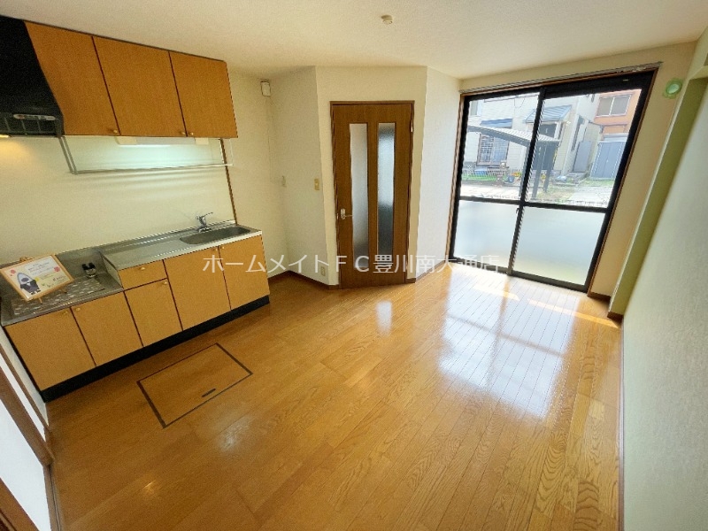 居室・リビング　同型別部屋写真