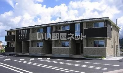 南さつま市加世田村原のアパートの建物外観