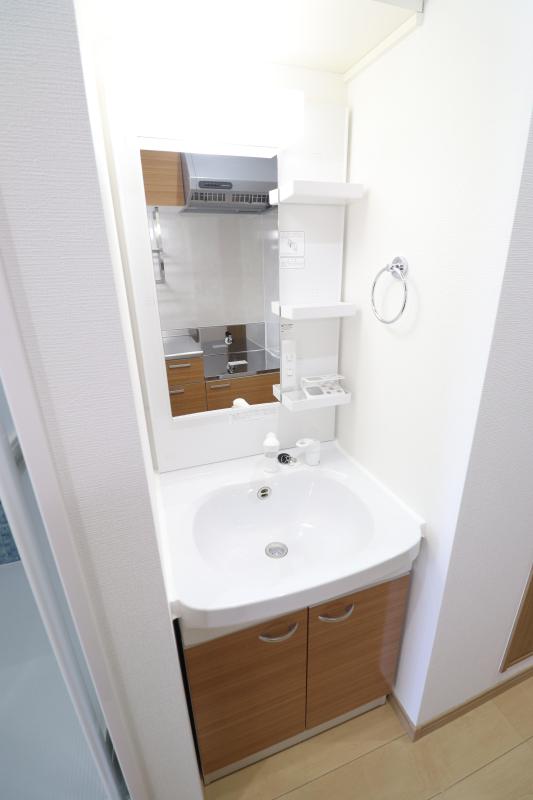 洗面設備　シャンプードレッサー付き