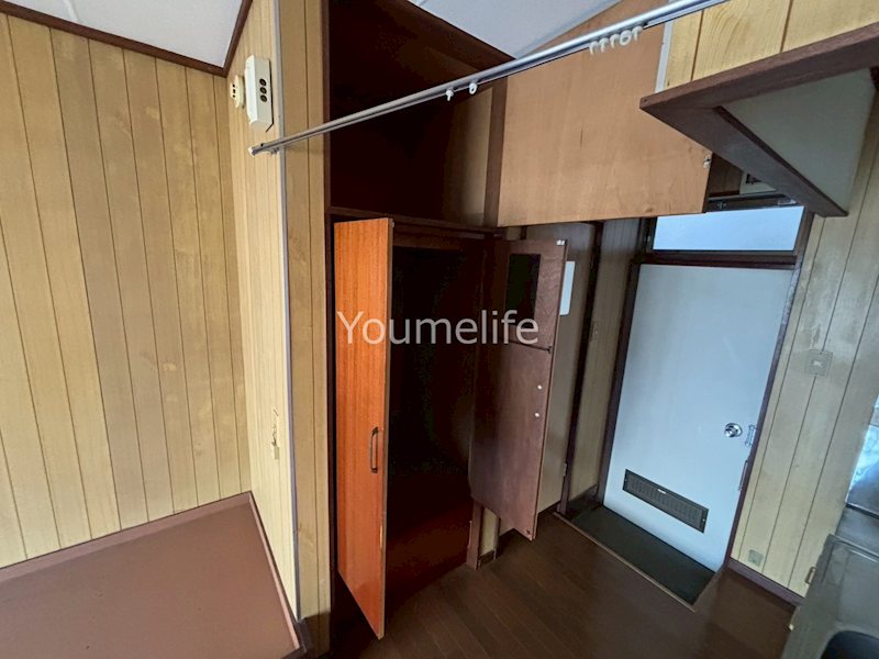 収納　反転別部屋になります。