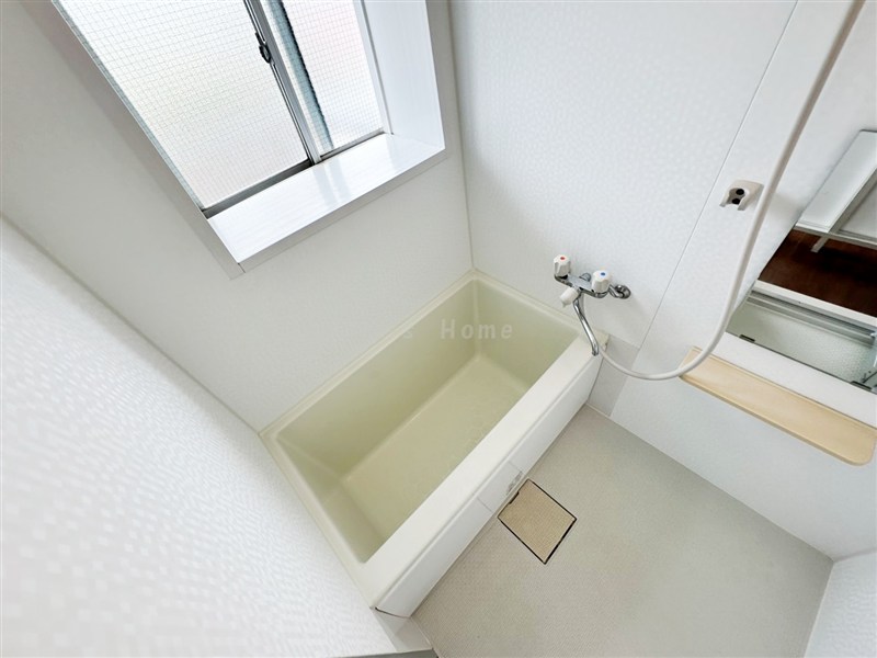 バス・シャワールーム　【郵便局】西宮浜甲子園郵便局まで479ｍ