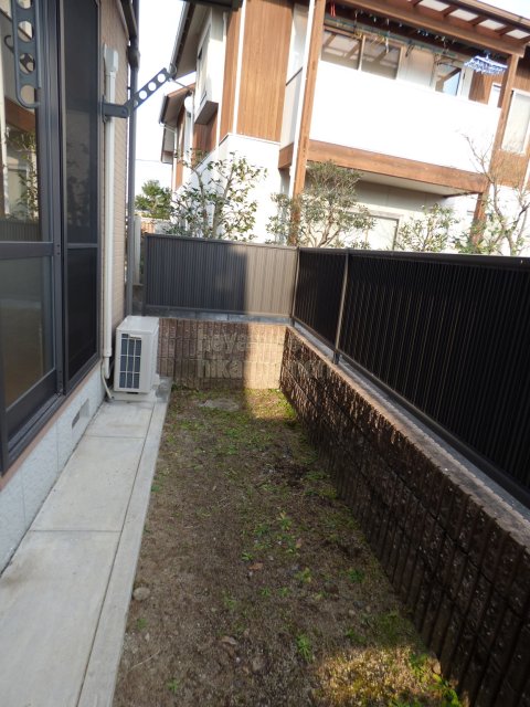 バルコニー　写真は反転　別号室