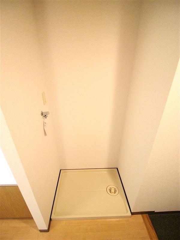 洗面設備　室内洗濯機置き場の写真となります