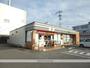 コンビニ　セブンイレブン（コンビニ）まで299m