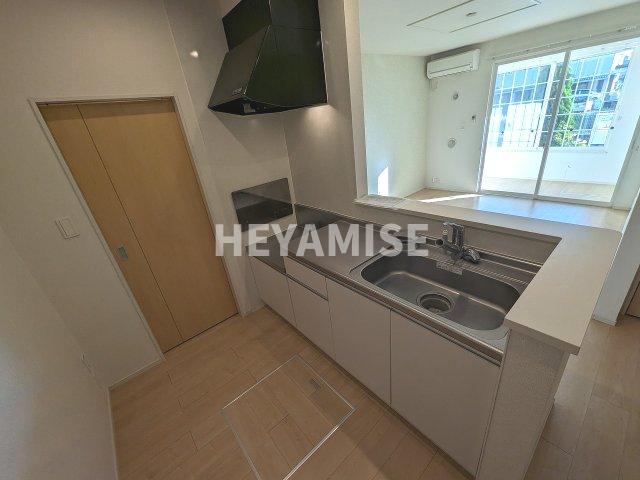 キッチン　※室内画像は類似物件のもの