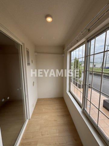 バルコニー　サンルーム　※室内画像は類似物件のもの