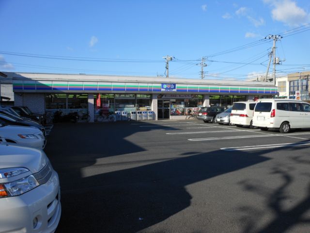 コンビニ　スリーエフ（コンビニ）まで710m