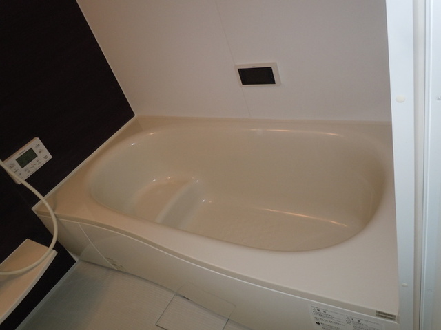 バス・シャワールーム　２０２　追い焚き機能付きバス