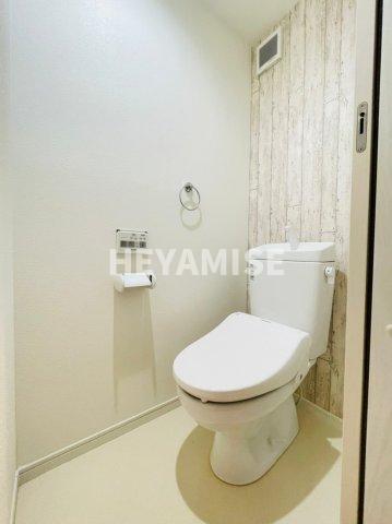 トイレ　※同物件反転タイプの写真でございます※現況を優先します※