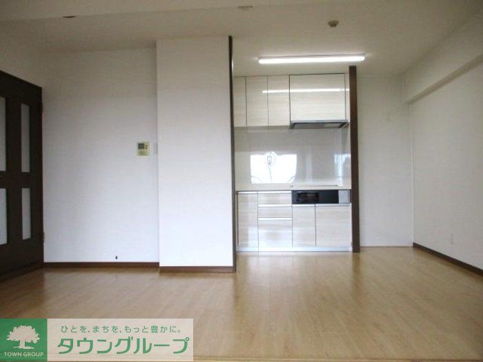 居室・リビング　お問合せはタウンハウジングまで！※現地待合わせ相談可能