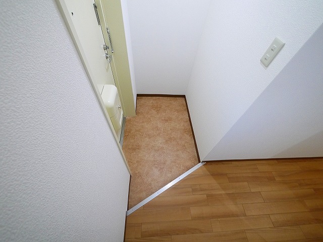 玄関　収納もある玄関です