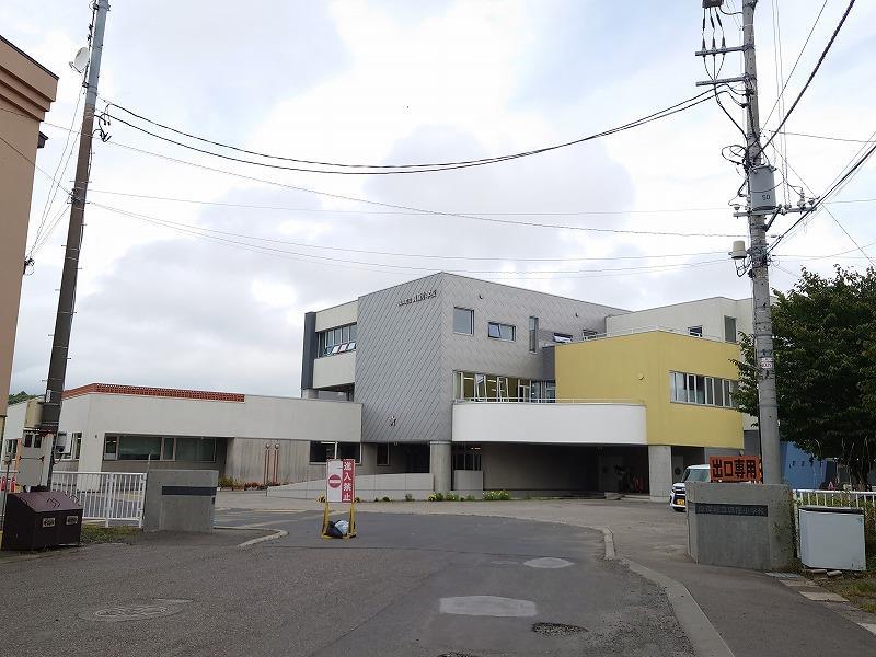 小学校　真龍小学校（小学校）まで210m