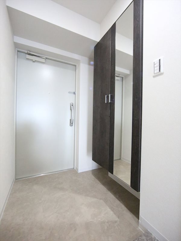 収納　玄関　シューズボックス付（収納充実してます）