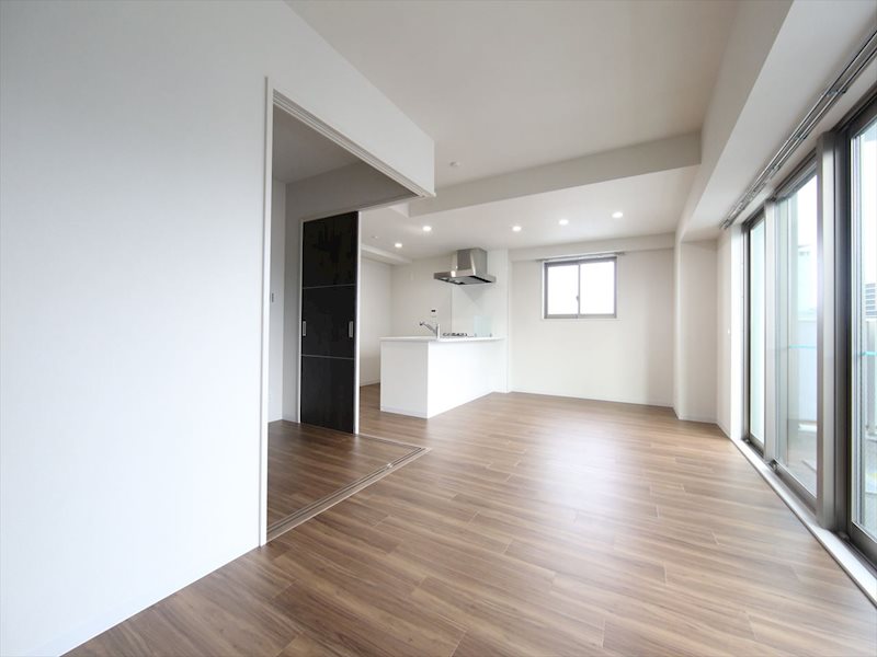 居室・リビング　LDK17.2帖　洋室6.1　クローゼット付　つなげても使え