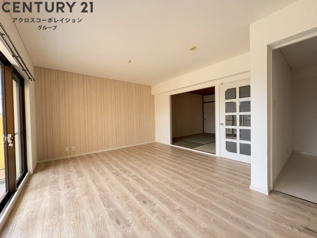 居室・リビング　陽当たり良好☆