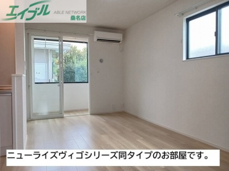 居室・リビング　同型タイプ画像