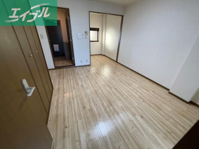 居室・リビング　リビング