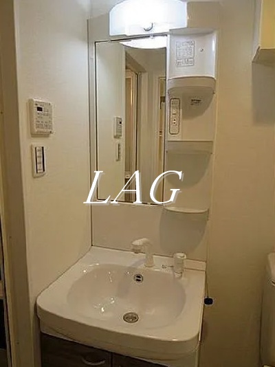 洗面設備　洗面台です。