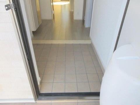 玄関　玄関（イメージ）