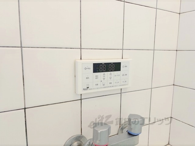 その他設備　給湯器リモコン