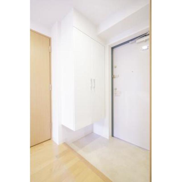 玄関　※写真は同タイプ住戸です。