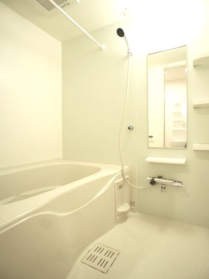 バス・シャワールーム　ゆったり過ごせるお風呂です♪