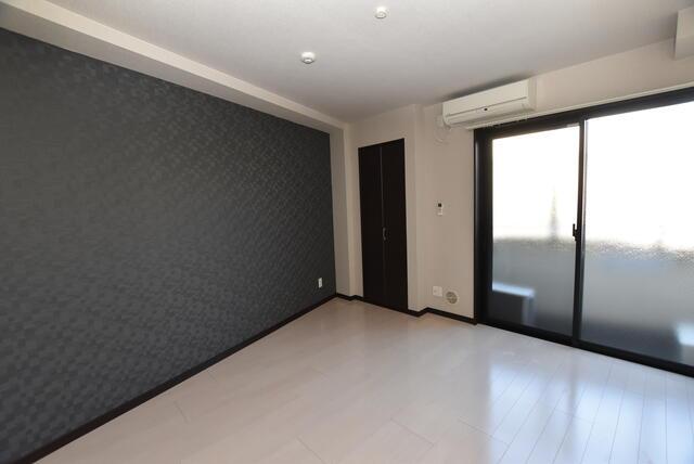 居室・リビング　?