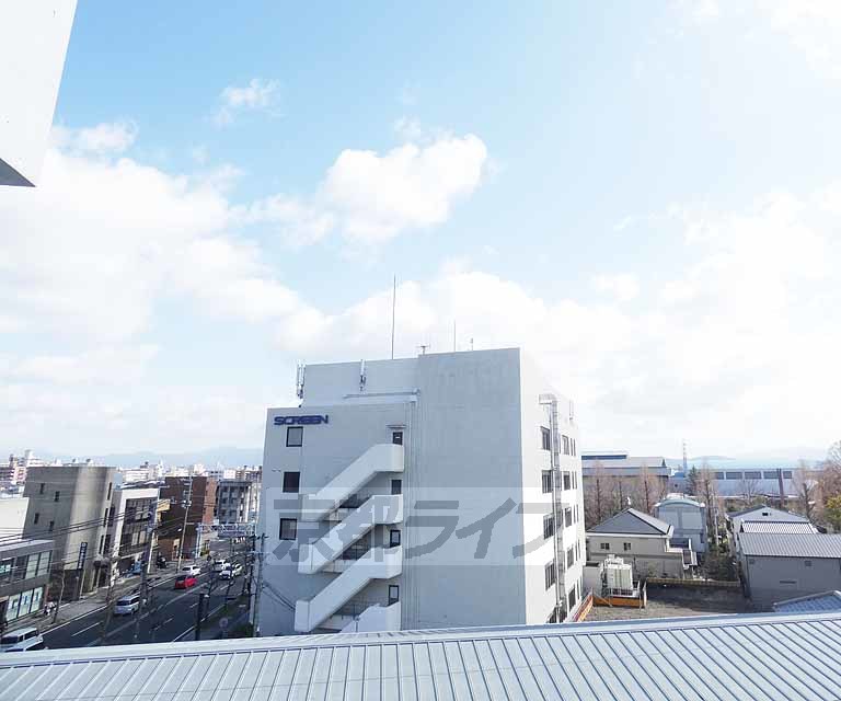 眺望　風通しのいいバルコニーです。