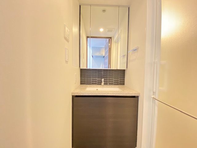 洗面設備　参考写真