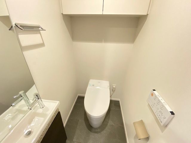 トイレ　参考写真