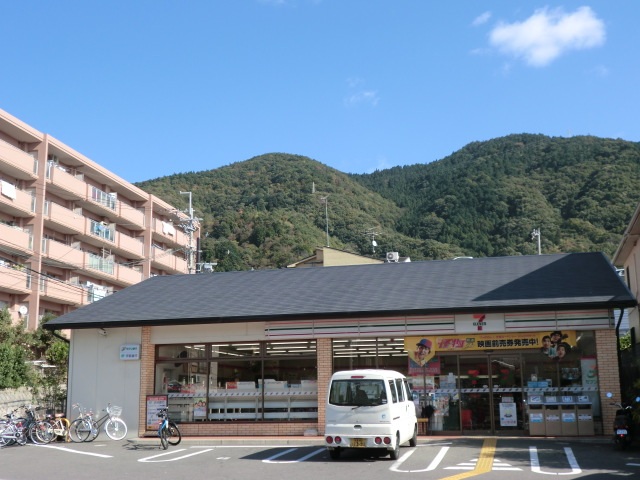 コンビニ　セブンイレブン山科大宅鳥井脇町店（コンビニ）まで213m