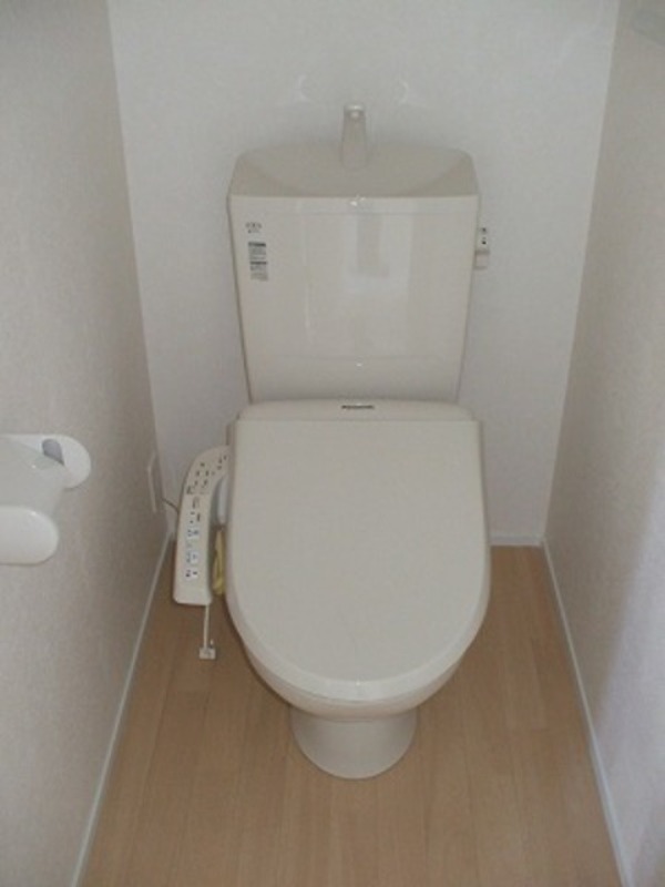 トイレ　図面と現状に相違がある場合には現状を優先