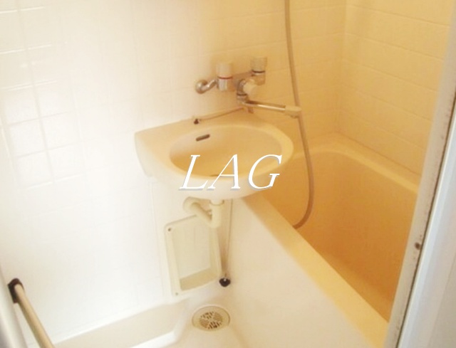 バス・シャワールーム　お風呂です。