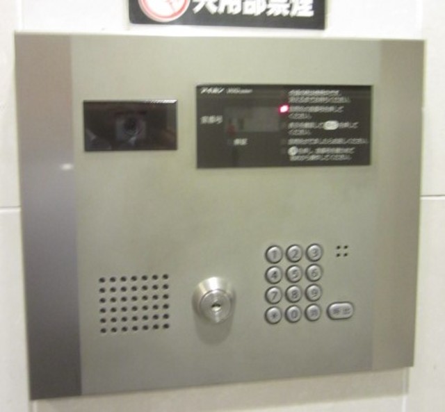 セキュリティ　オートロック完備