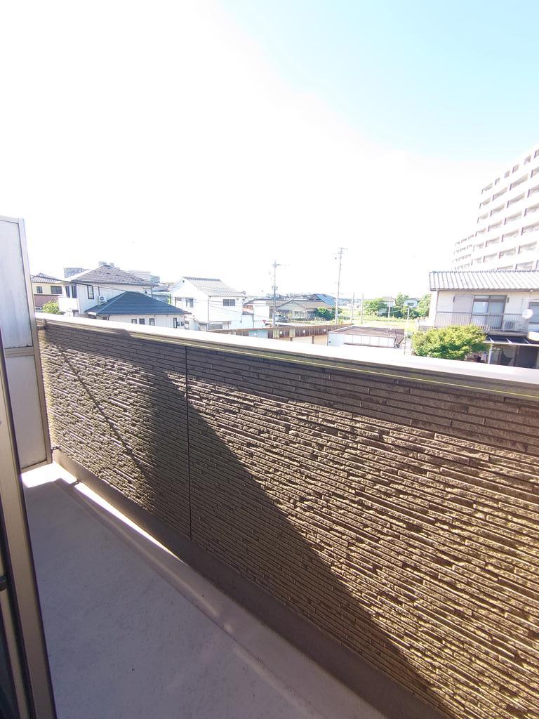 バルコニー　当社へ連絡の場合仲介手数料無料！連絡は0935118822へ