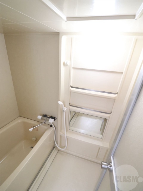 バス・シャワールーム　追い炊き機能つき