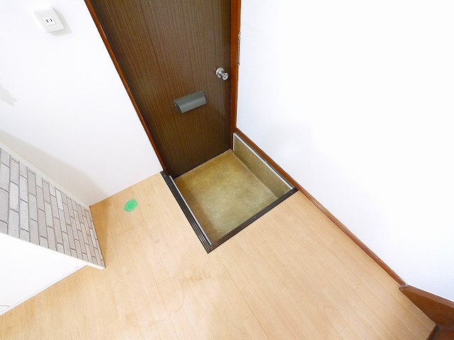 玄関　収納もある玄関です