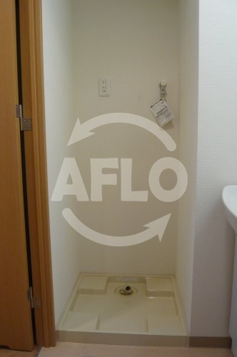 洗面設備　ドミールうつぼ公園　洗濯用防水パン