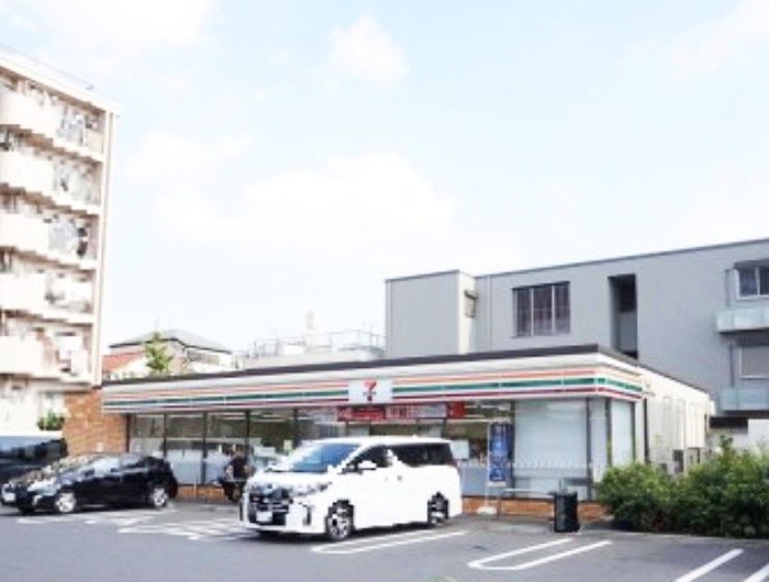 コンビニ　セブンイレブン戸田中町1丁目東店（コンビニ）まで203m