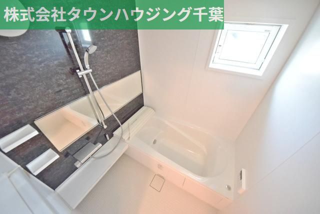 バス・シャワールーム　きれいなバスルーム