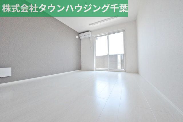 居室・リビング　広々としたリビング
