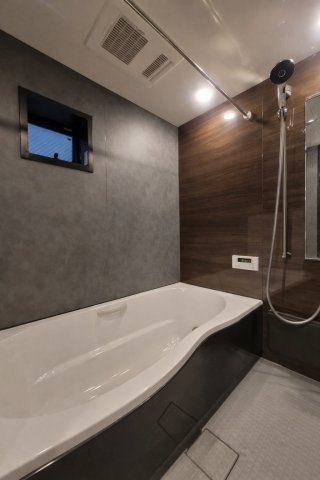 小山六丁目戸建の風呂写真