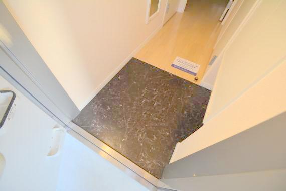 玄関　素敵な玄関は毎朝あなたを元気に送りだしてくれますよ。