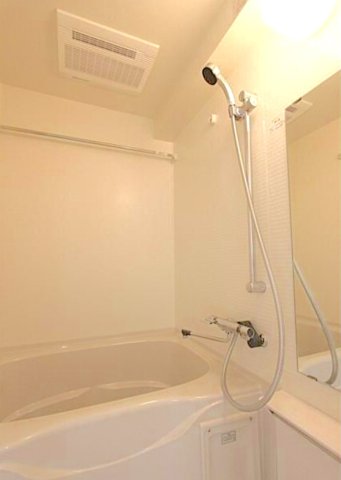 バス・シャワールーム　浴室